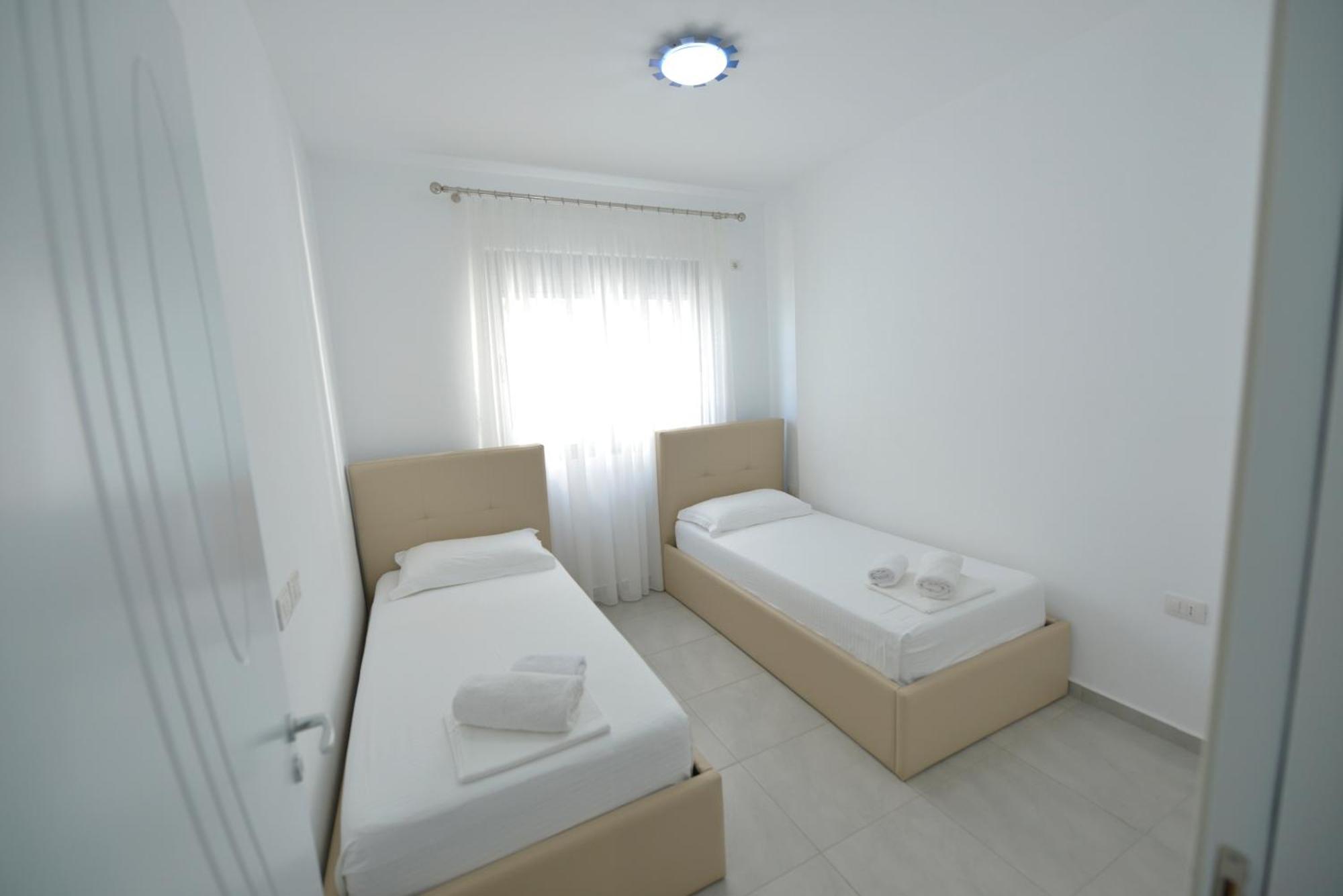 Apt Sarandë Exterior foto