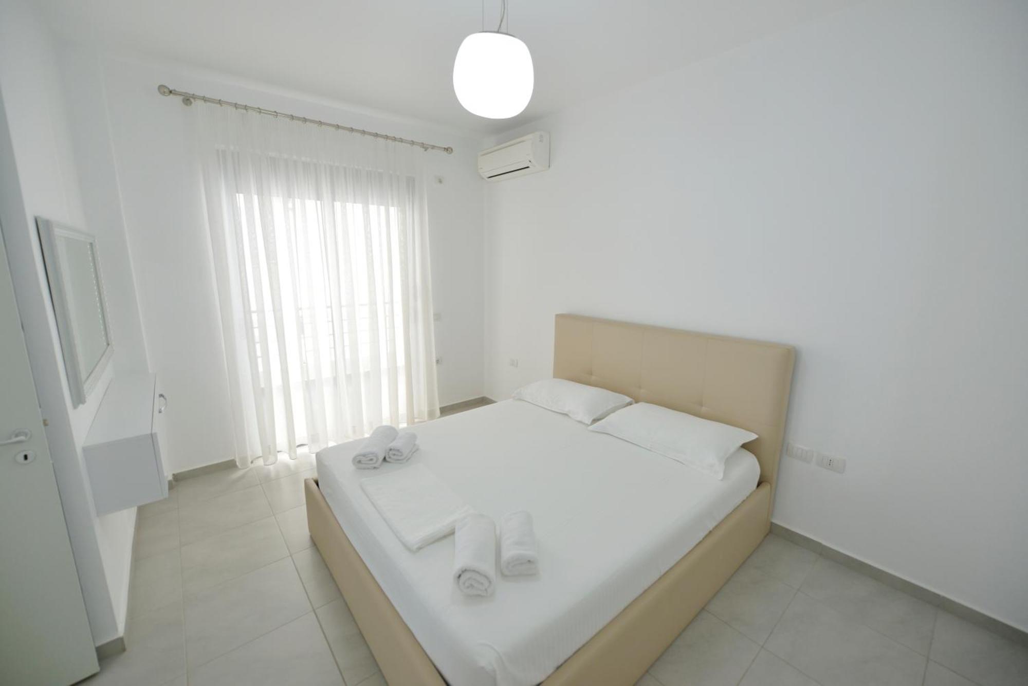 Apt Sarandë Exterior foto